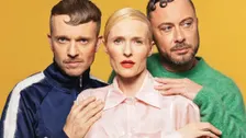 Et brandsjovt satirisk julekoncert-show med: PLATT-FORM