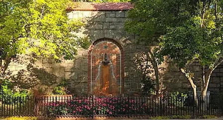 Tree Tour: Trees, Trails, History, and Architecture of Grant Park