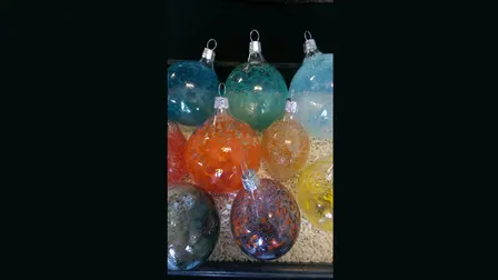 Lincoln Hot Glass presents Blowen Glass Christmas Ornaments Workshop - Create Your Own Glaskolben Masterpiece