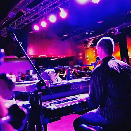 Shake, Rattle & Roll Dueling Pianos Brunch!
