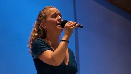 Overflaten nedenfra – Sara Scheen og pianist Stina Eriksson
