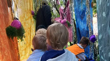 Scenografisk sanseværksteder med Debbie og Franz