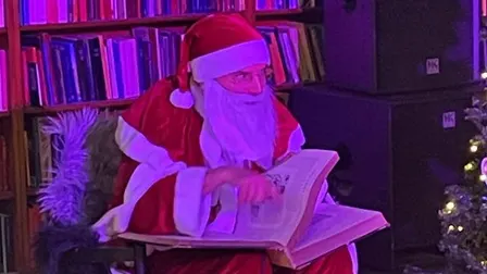 Vi vækker julemanden