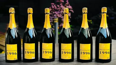 EKSKLUSIV VINTAGE 1996 MAGNUM EVENT