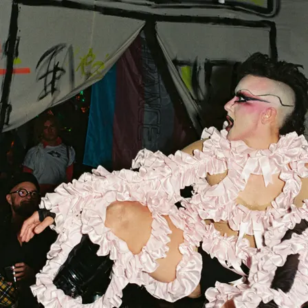 Meet me in the dressing room
