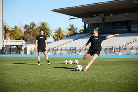 Train With Chloe Logarzo