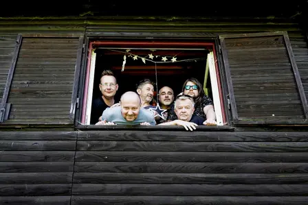 Mňága a Žďorp + support: Slepé Střevo