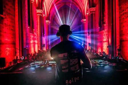 Church Rave – Golpe all night long