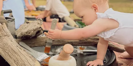 Messy play at Blackbutt MPC with The Discovery Den