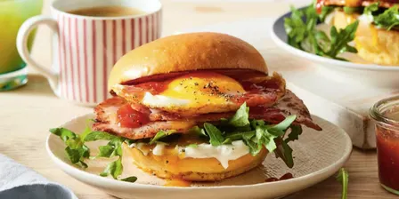 BACON AND EGG BREAKFAST ROLLS & BETTER DOCKING BOOKINGS
