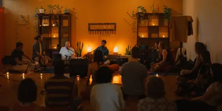 Kirtan with the Bhakti Babas