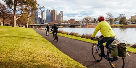 Banyule - Confidently moving onto the road on your bike