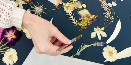 Art With Pressed Flowers by TOTEM Boutique