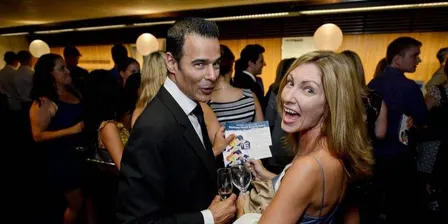 TGIF Speed Dating Party in Darlinghurst, Ages 29-49