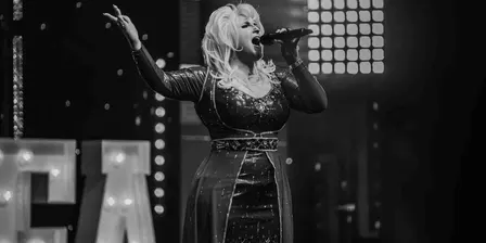 Dolly Parton Tribute Night - Shirley
