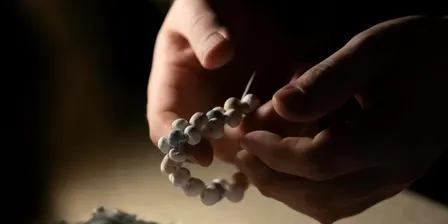 WE ENTANGLED MATERIALS