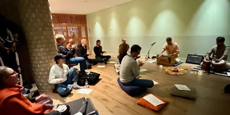 Bondi Kirtan