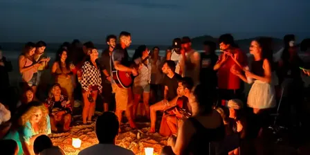 Luau GoOutside | Noite do Hambúrguer, música e conversa boa.