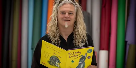 Craig Smith Wonky Donkey Man- Saturday show