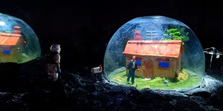 SCHOOL HOLIDAY WORKSHOP: Tiny Worlds with Tom Buckland