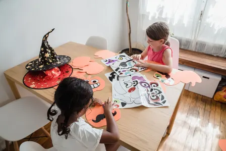 Halloween School Holidays: Make a Mini Spooky Book! | Ages 6-10