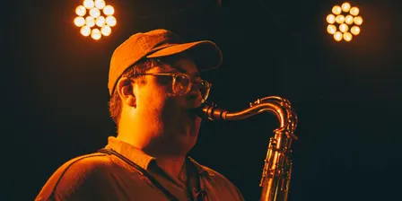 Jode Brewster with Djangos Tiger