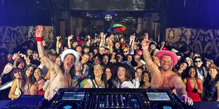 The St Kilda Bar Crawl - GFE