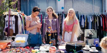 Garage Sale Trail - Flea market Stallholders