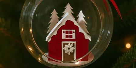 Papercut Baubles