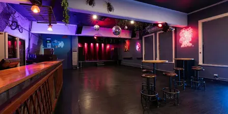 Noble music drummer's showcase