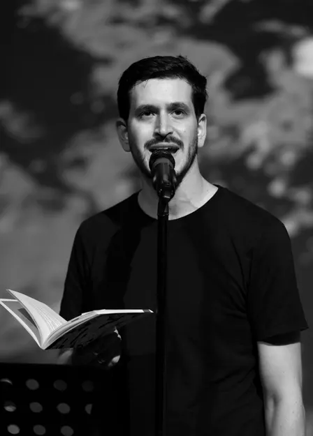 A World of Poetry - Mostra Versopolis com Tristan Cassir (França), José Anjos, André Tecedeiro e Maria Giulia Pinheiro