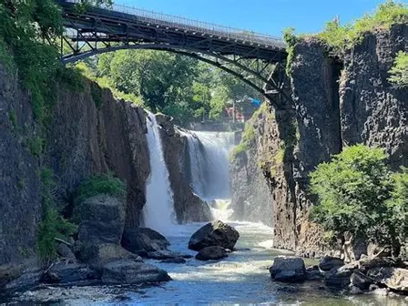 Paterson Great Falls Tour & Cleanup
