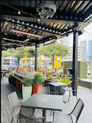 Founders Tavern Meetup (Happy Hour)