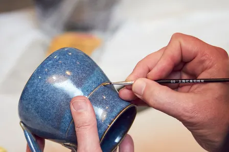 KINTSUGI