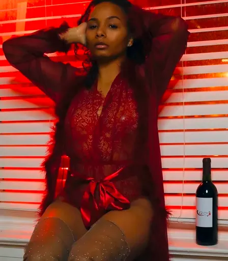 Robes & RNB