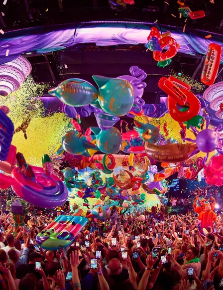 Not Elrow - Confetti Party Curated by La Maison