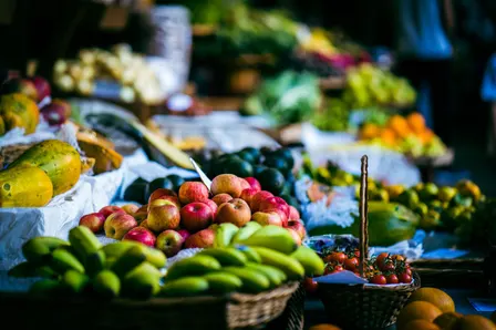 Mercat de recollida i intercanvi 'Renova la teva roba'