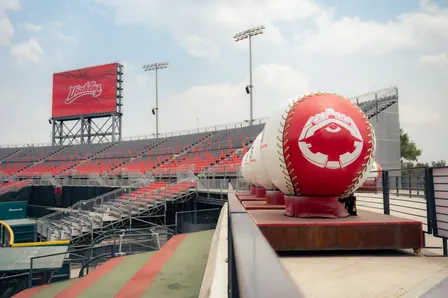 Cincinnati Reds at Atlanta Braves