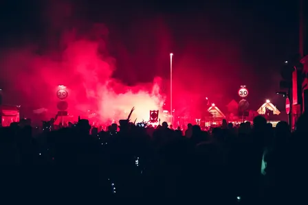 Holding Absence And Arms Length
