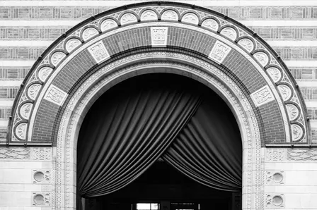 Venardos Circus