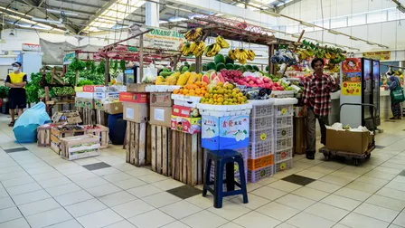 Mercat de recollida i intercanvi "Renova la teva roba"