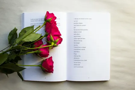 Sapphic Love Poetry Reading