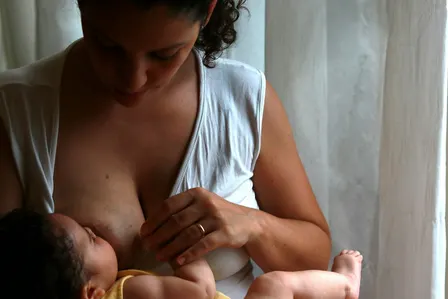 Lactation & Newborn Feeding 101: Support, Tips, and Guidance for Parents & Caregivers In Toronto