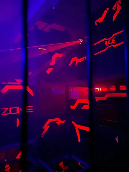 Lasergamen bij Dotslash (Draft)