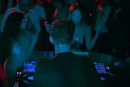 Generation hardbass goes underground