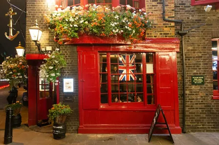 Kate's Farewell: A British Bar Crawl