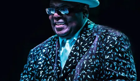 KENNY WAYNE THE " BLUES BOSS" - LIVE