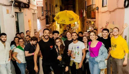 Lisbon: Pub Crawl with Open Bar, Shots, & VIP Club Entry