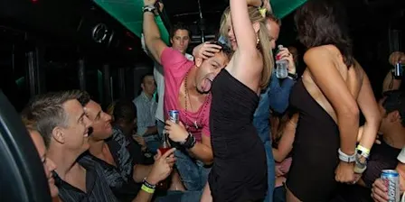Party Bus Nightclub Crawl