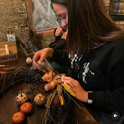Spooky wreath workshop
